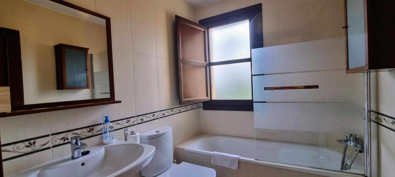 Vivienda Vacacional Villa Maruja Andrin Exterior photo